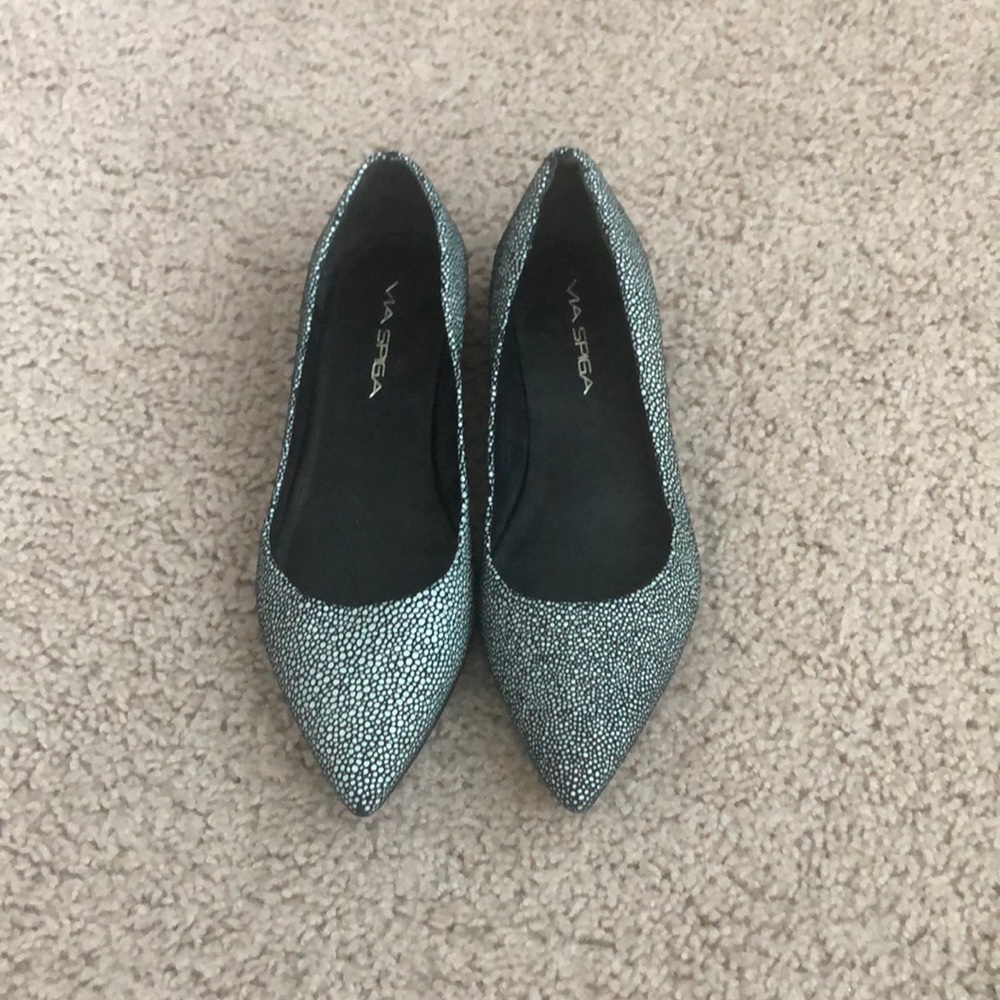 Via Spiga sting ray print flats